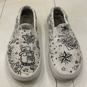 White tattoo style vans